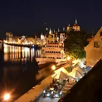 Komturia Old Town By Fahrenheit Aparthotel