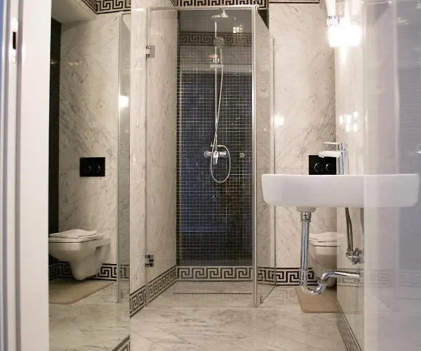 Komturia Old Town By Fahrenheit Aparthotel