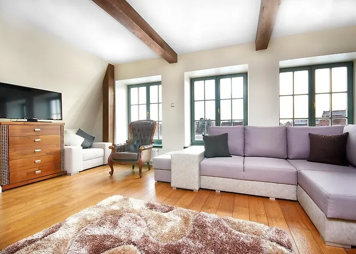 Aparthotel Komturia Old Town By Fahrenheit 4*