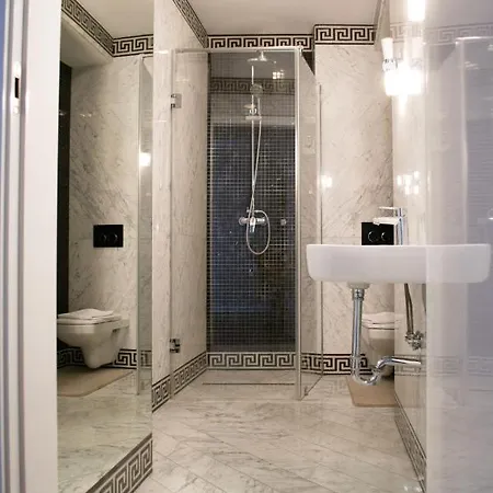 Komturia Old Town By Fahrenheit Apartmanhotel