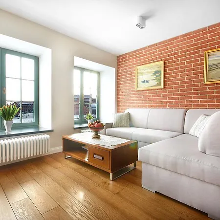 Komturia Old Town By Fahrenheit Apartmanhotel